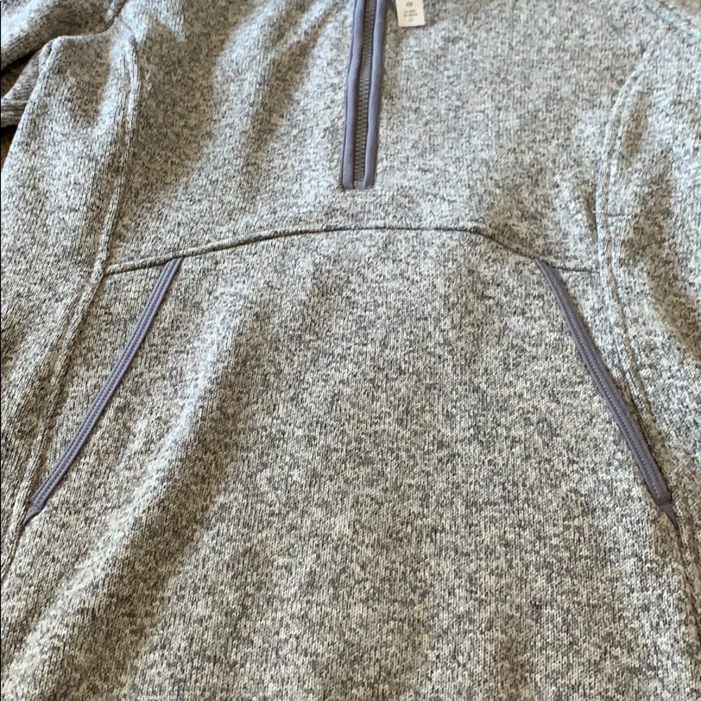 lululemon pull over - Picture 4 of 4